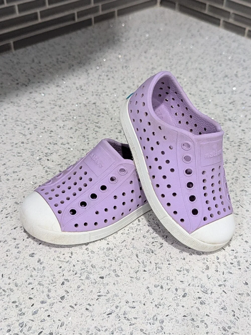 Native Shoes Purple Jefferson Water Sneaker Sandal Spring Summer Girls Kids Sz 6
